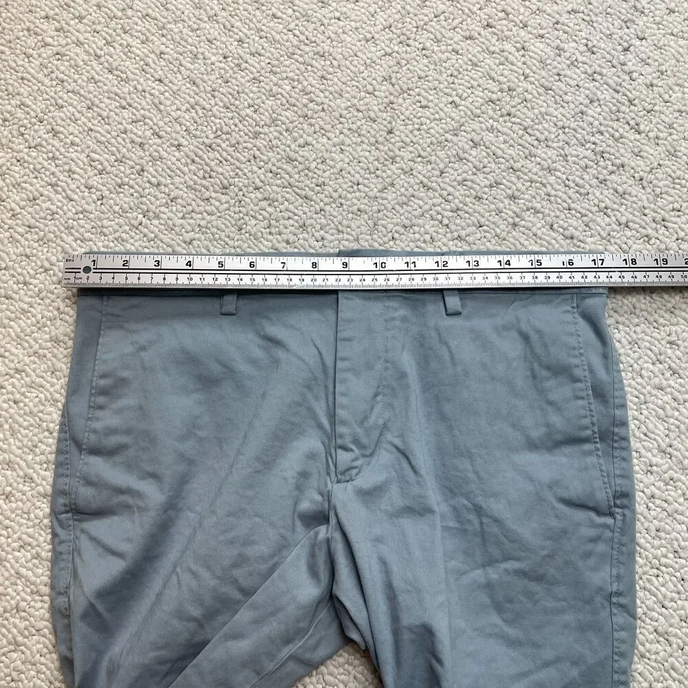 Banana Republic Aiden Chino Shorts Mens 33 Blue Straight Cotton 34x9 Pockets